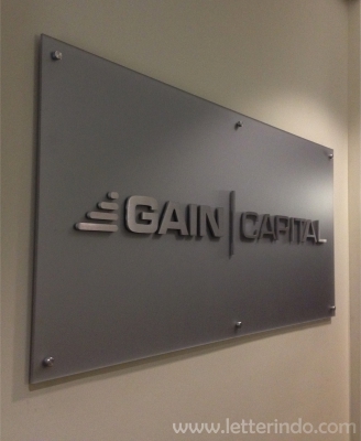 jasa huruf timbul acrylic murah di tangerang selatan